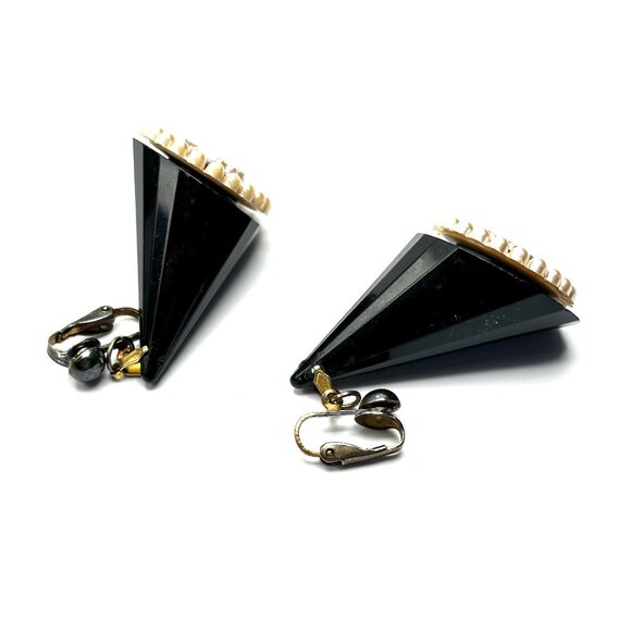 William de Lillo Black Cameo Cone Earrings—Space Age 1960s Faceted Acrylic Drops - Picture 3 of 15
